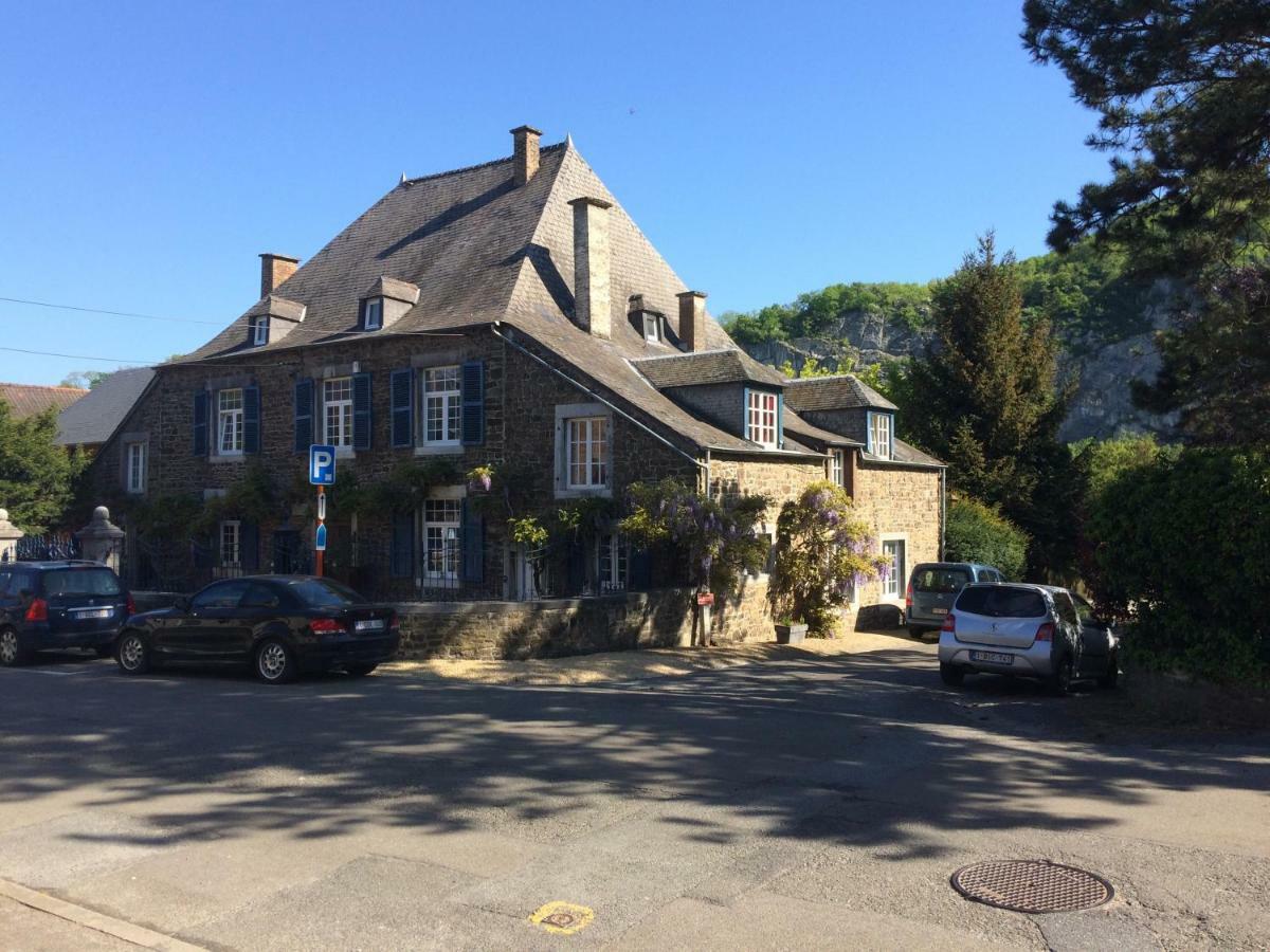 Maison De Vacances, Gite "Le Vieux Logis" A Profondeville Bagian luar foto