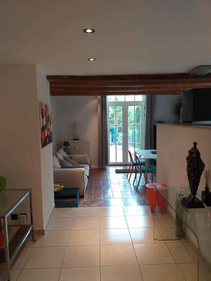 Maison De Vacances, Gite "Le Vieux Logis" A Profondeville Bagian luar foto